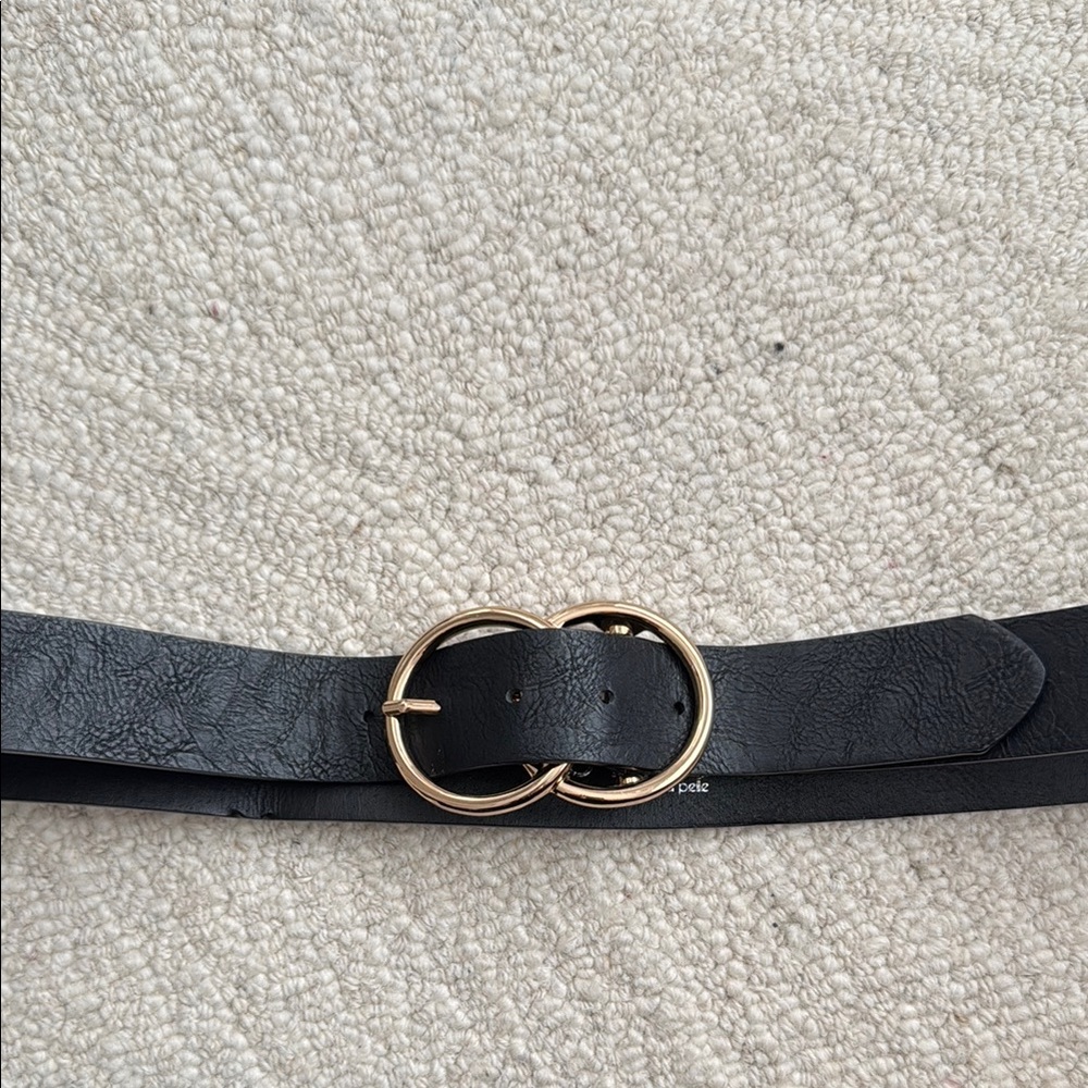 Linea Pelle Black and Gold Double-Ring Leather Belt